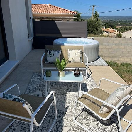 Agreable Villa Recente Au Coeur D'Un Charmant Petit Village Sernhac Kültér fotó