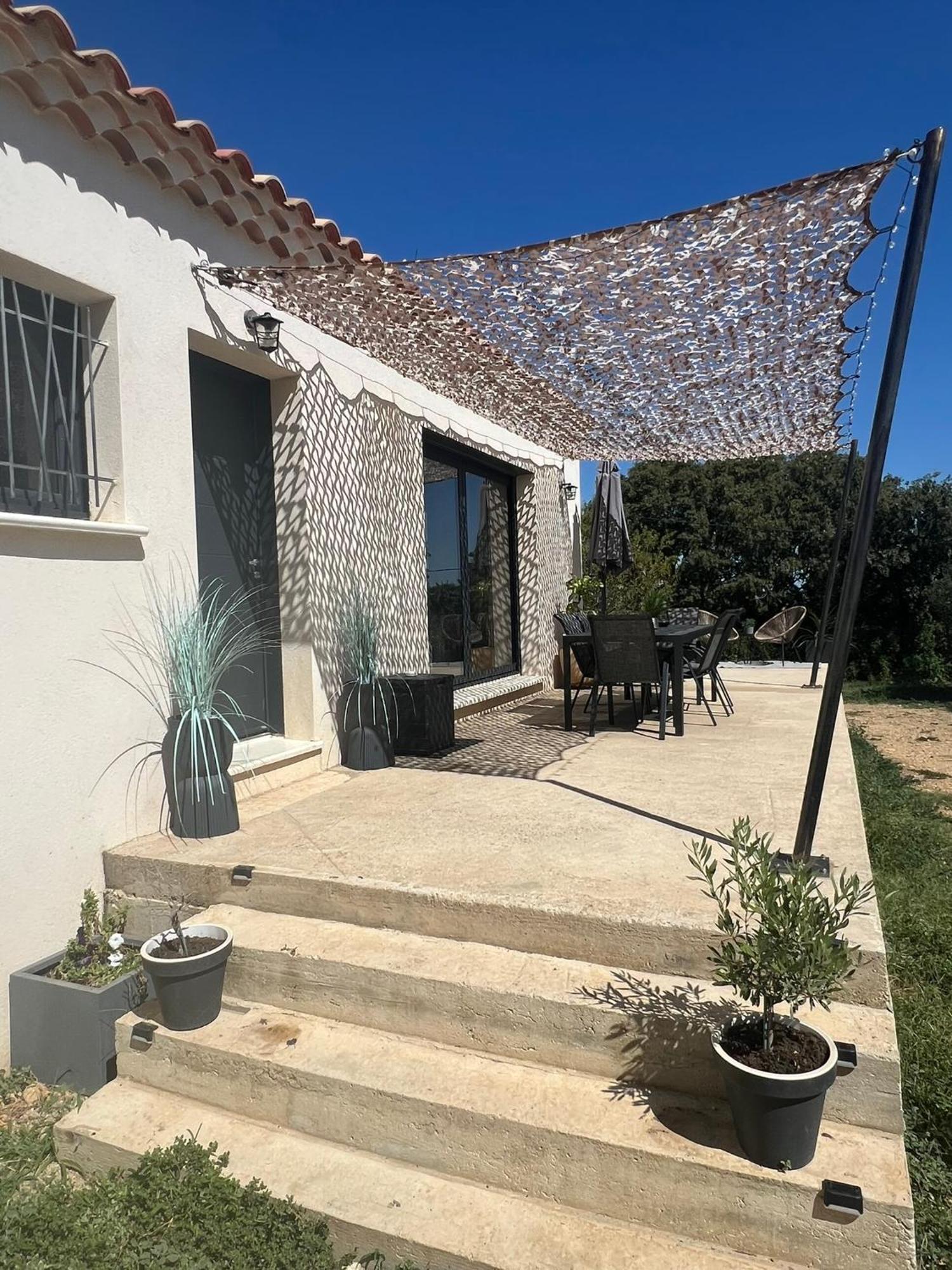 Agreable Villa Recente Au Coeur D'Un Charmant Petit Village Sernhac Kültér fotó